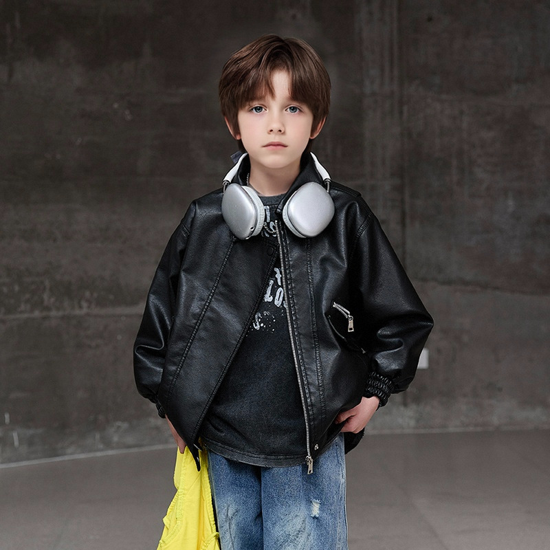 Boys Dark Green Waterproof Win - Streetwear Brand Photography avaliação e preço